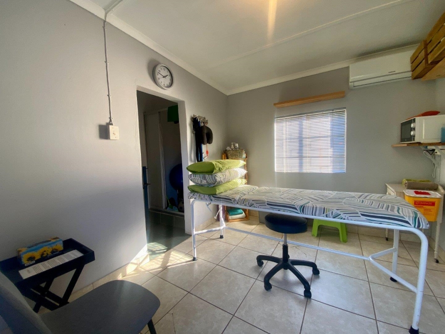 Commercial Property for Sale in Jeffreys Bay Central Eastern Cape